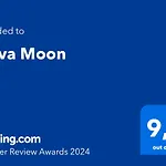 Moon * Oliva
