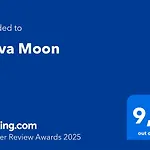 Moon * Oliva